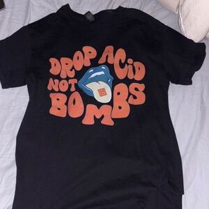 Navy graphic drop acid not bombs tee men’s medium